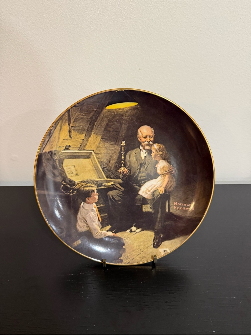 Norman Rockwell Collector Plate in Brown and Tan - “Grandpa’s Treasure Chest” - Picture 2 of 3